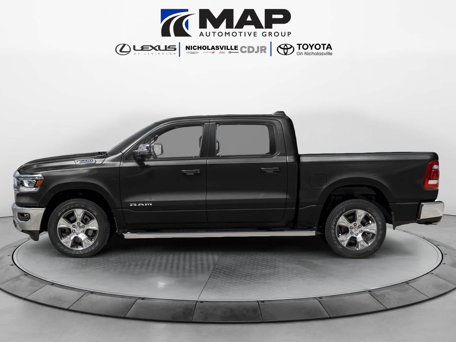 2024 RAM 1500 Laramie Crew Cab 4x4 5'7' Box
