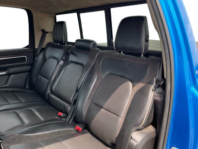 2020 RAM 1500 Laramie Crew Cab 4x4 6'4' Box