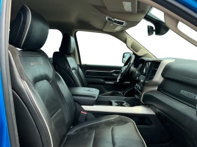 2020 RAM 1500 Laramie Crew Cab 4x4 6'4' Box