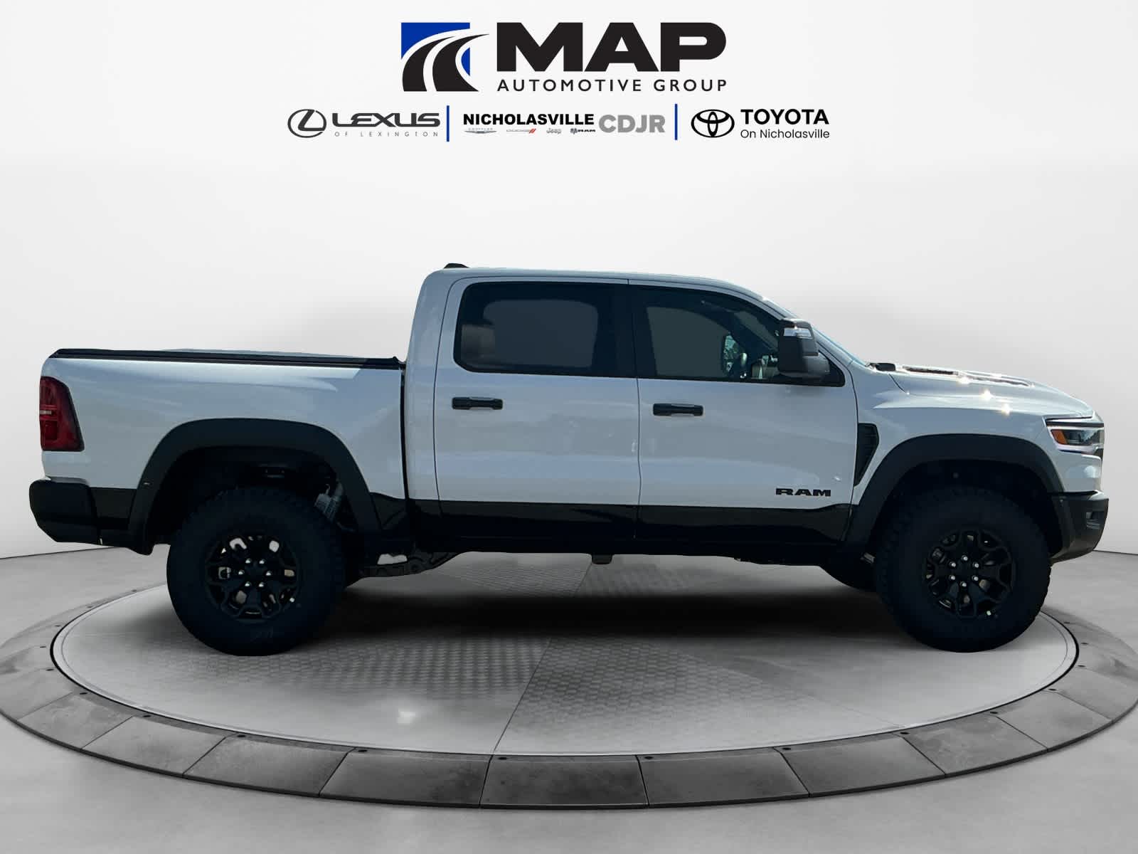 2026 RAM Ram 1500 RAM 1500 RHO CREW CAB 4X4 5'7' BOX
