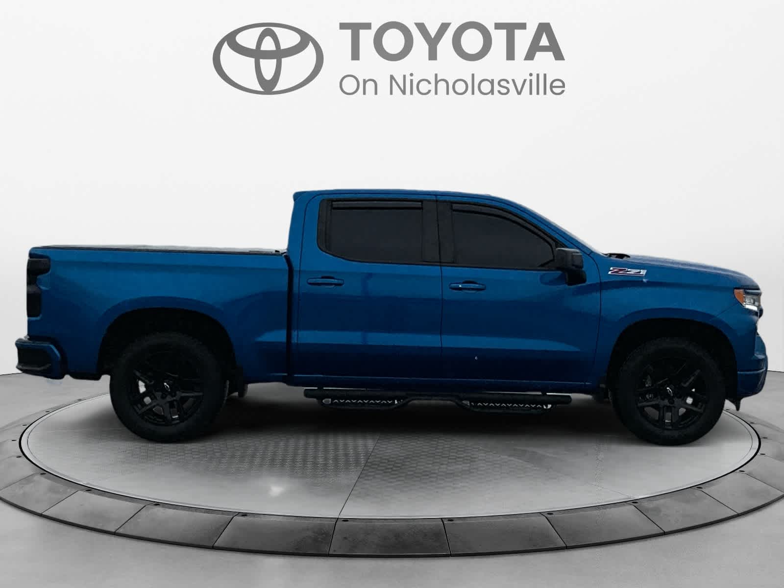 2022 Chevrolet Silverado 1500 4WD Crew Cab Short Bed RST