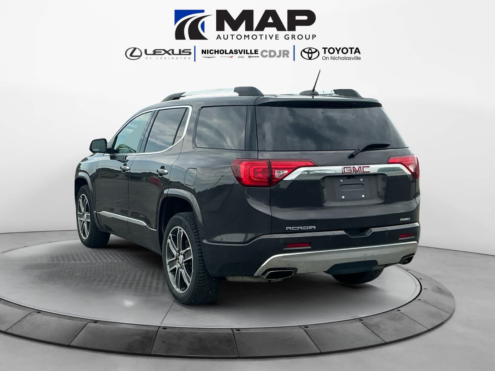 2018 GMC Acadia Denali