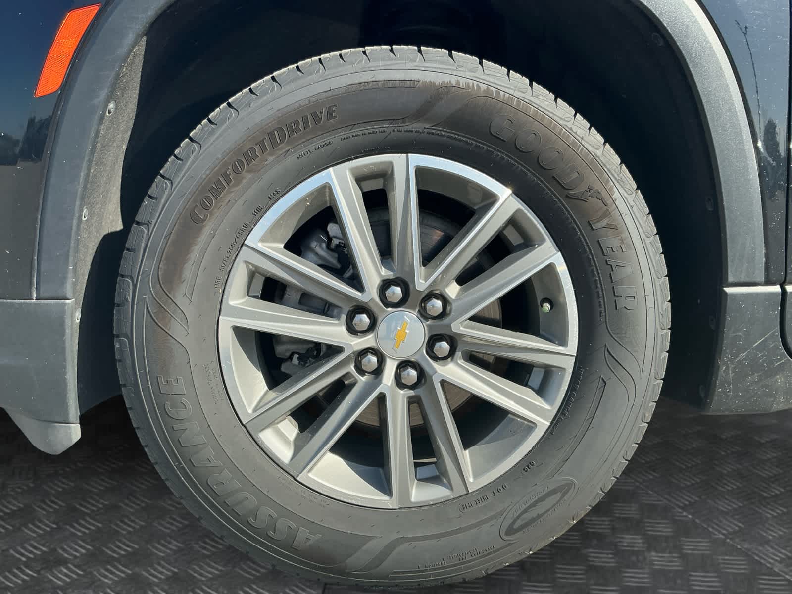 2023 Chevrolet Traverse FWD LT Cloth