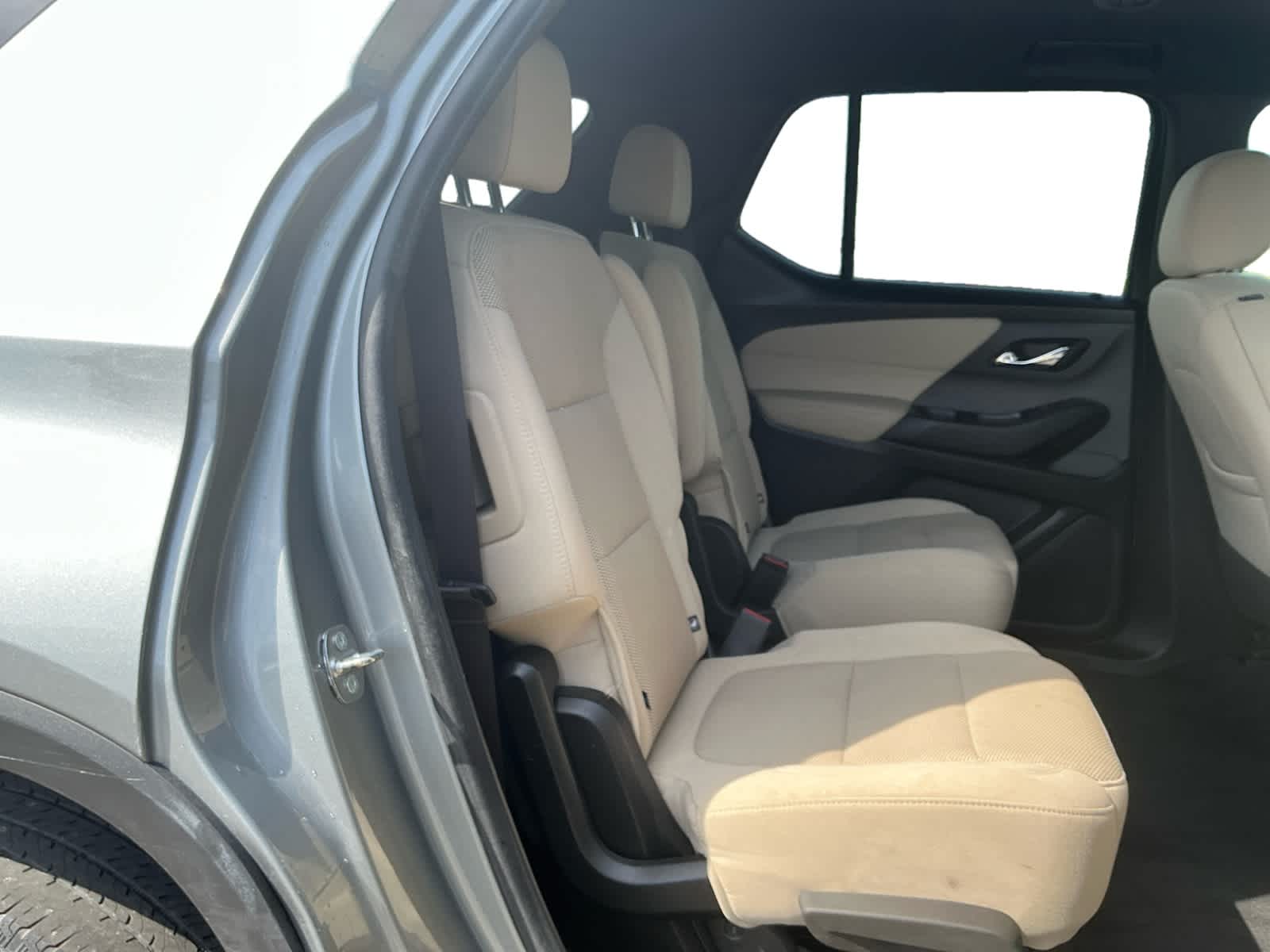 2023 Chevrolet Traverse AWD LT Cloth