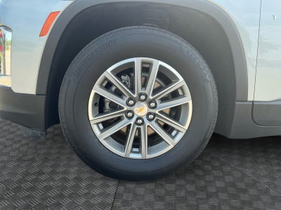 2023 Chevrolet Traverse AWD LT Cloth