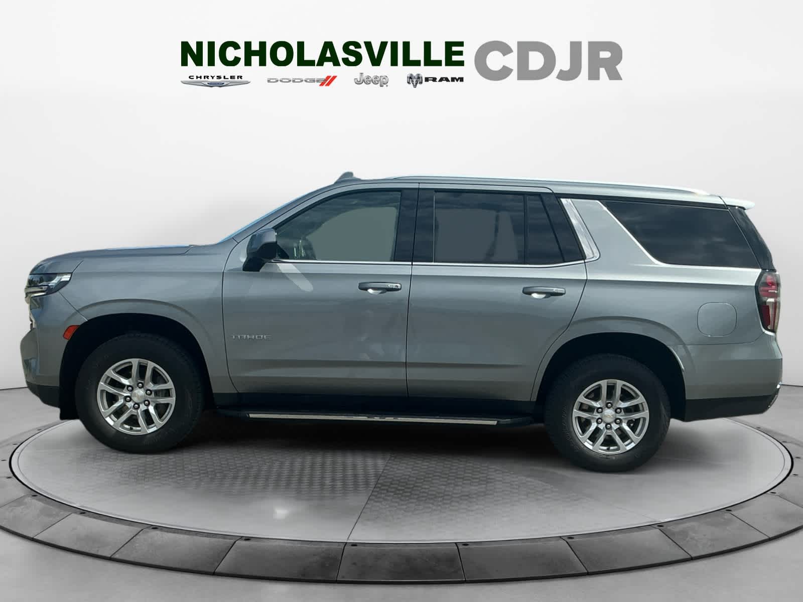 2023 Chevrolet Tahoe 4WD LS