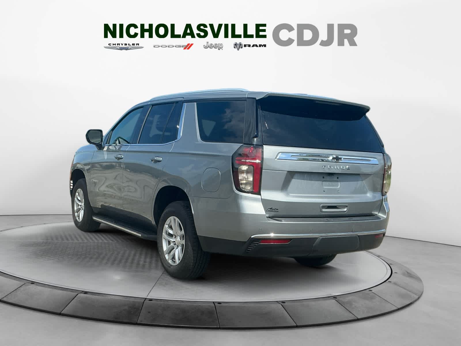 2023 Chevrolet Tahoe 4WD LS
