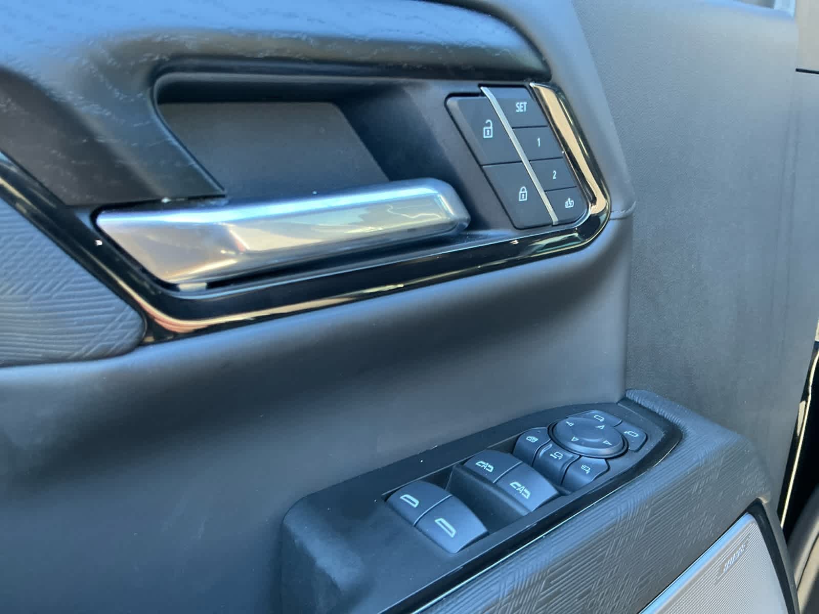 2025 GMC Sierra 2500HD 4WD Crew Cab Standard Bed AT4X