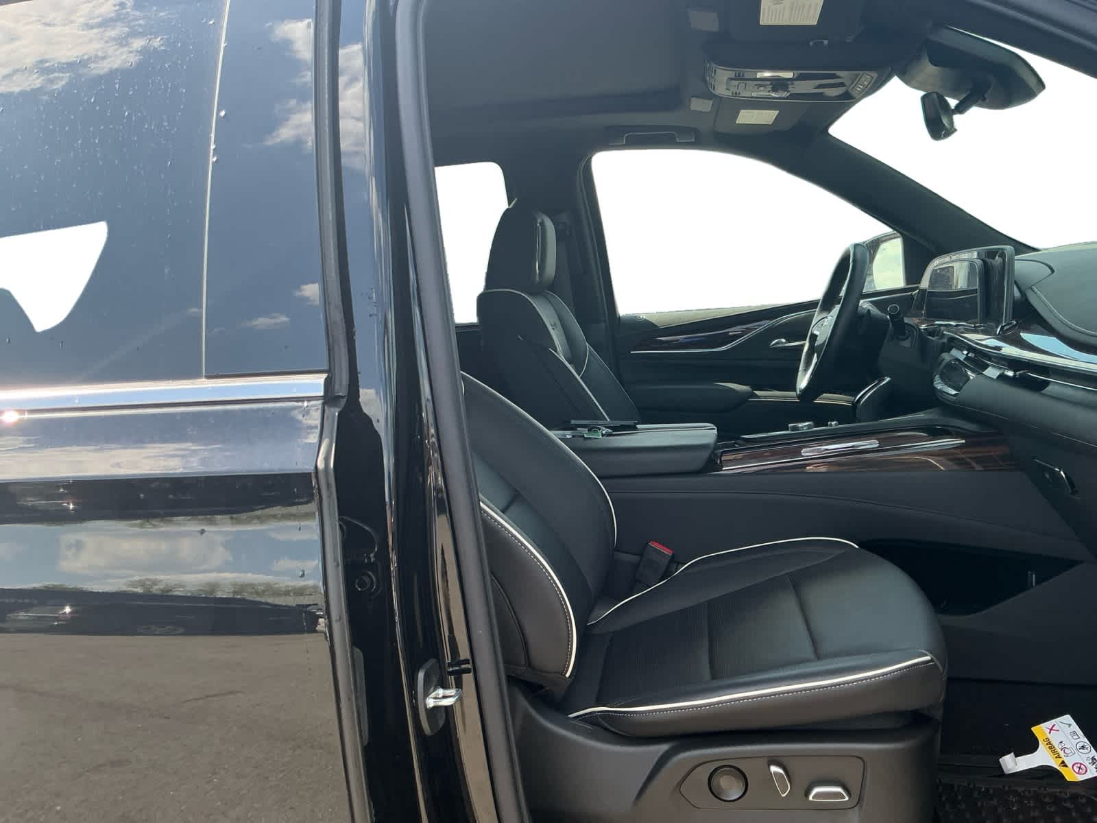 2022 Cadillac Escalade 4WD Premium Luxury