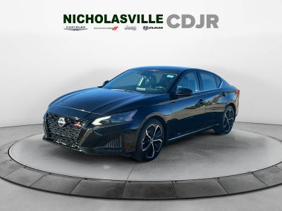 2023 Nissan Altima SR FWD