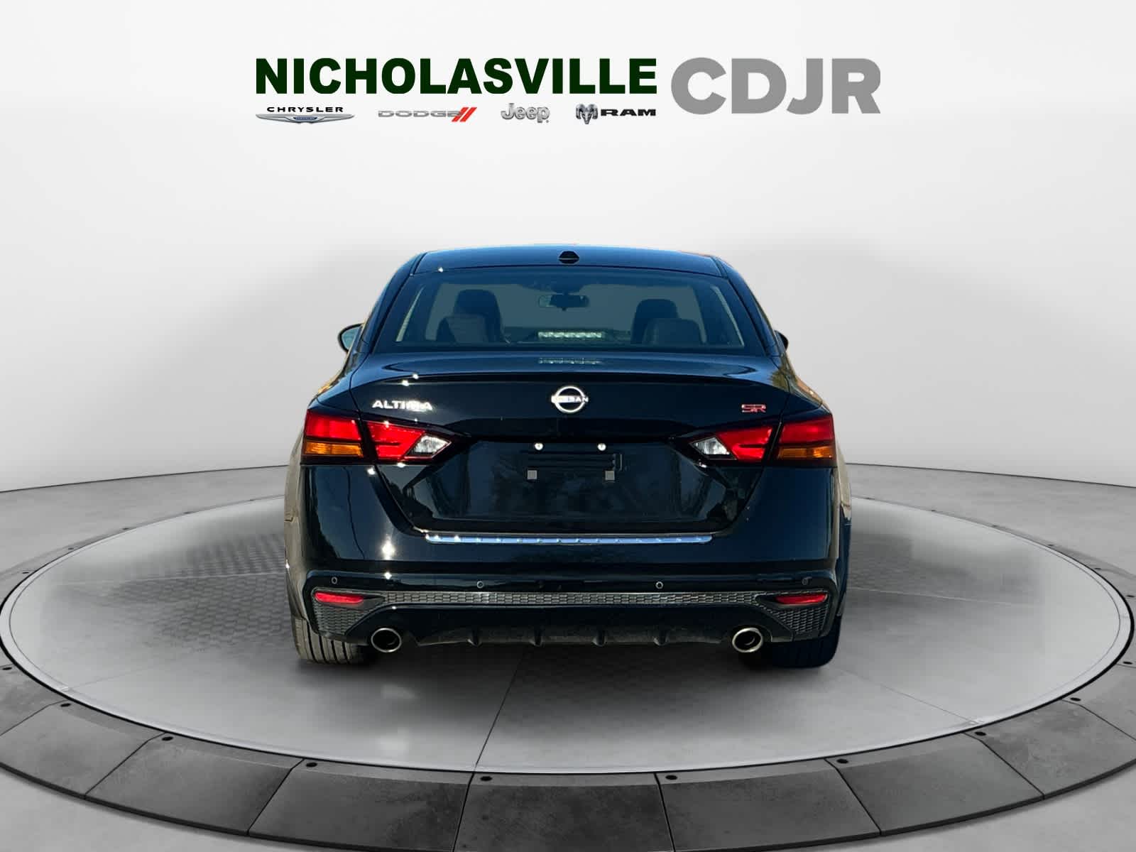 2023 Nissan Altima SR FWD