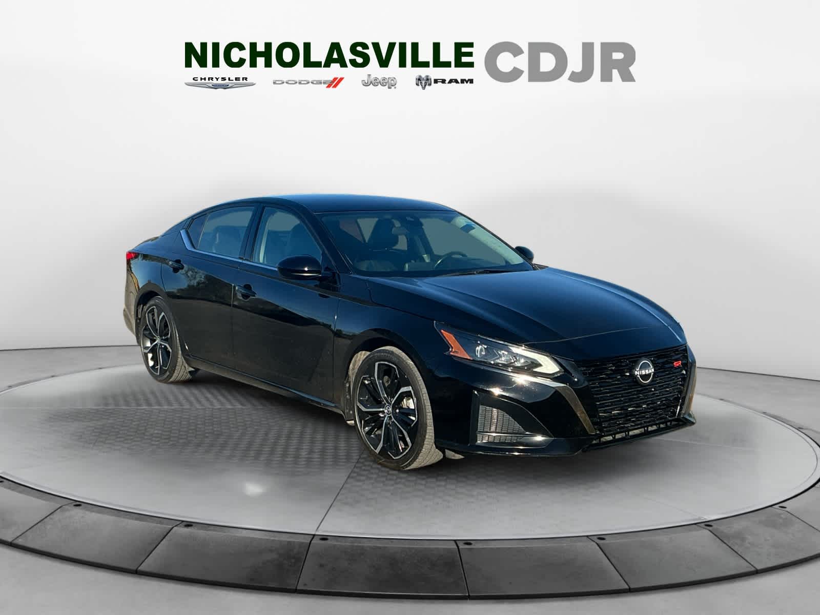 2023 Nissan Altima SR FWD