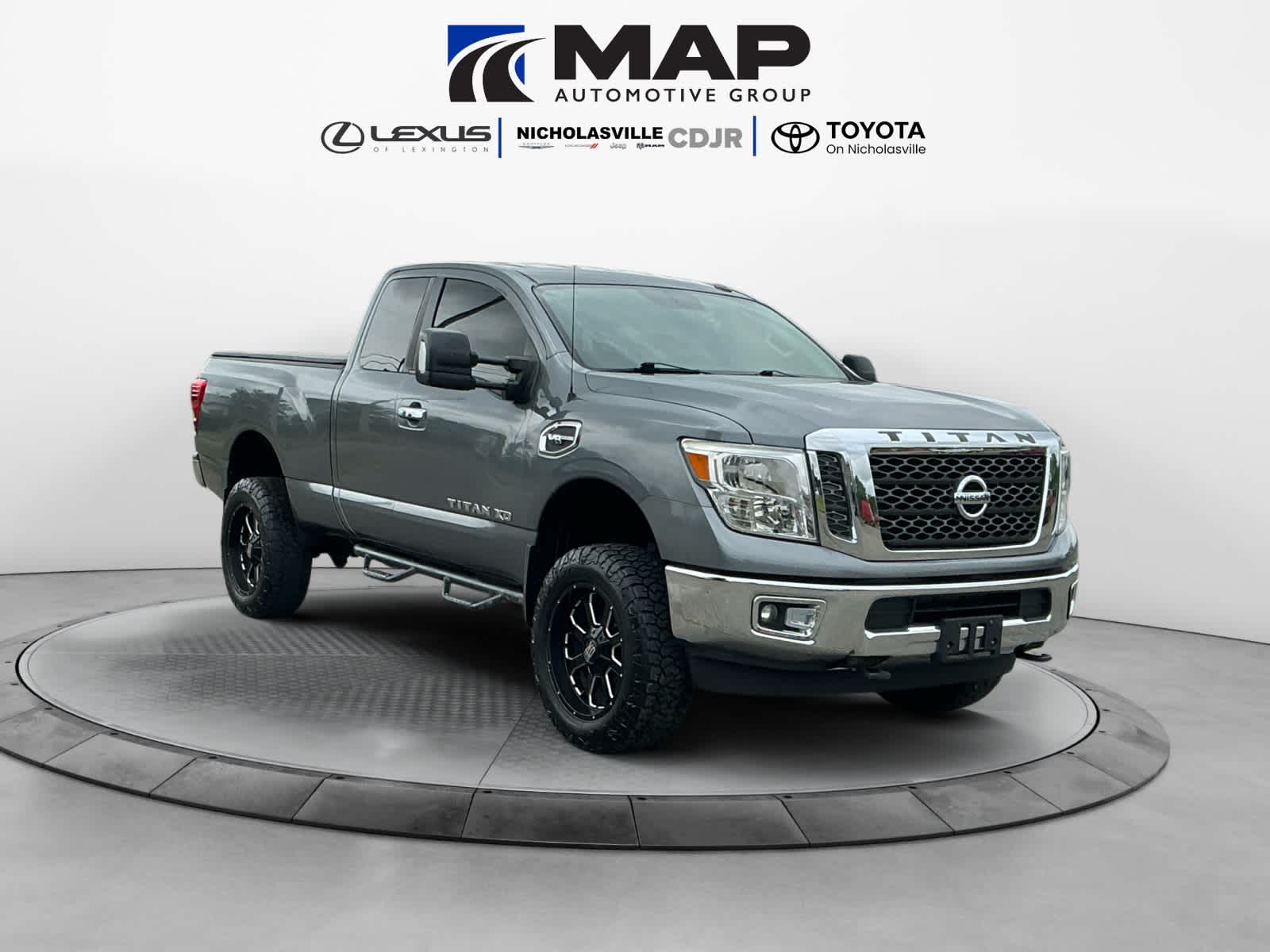 2017 Nissan TITAN XD SV Gas