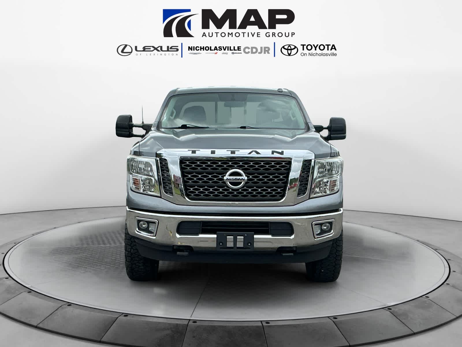 2017 Nissan TITAN XD SV Gas