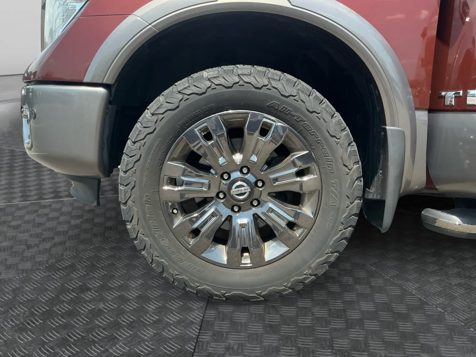 2017 Nissan TITAN Platinum Reserve