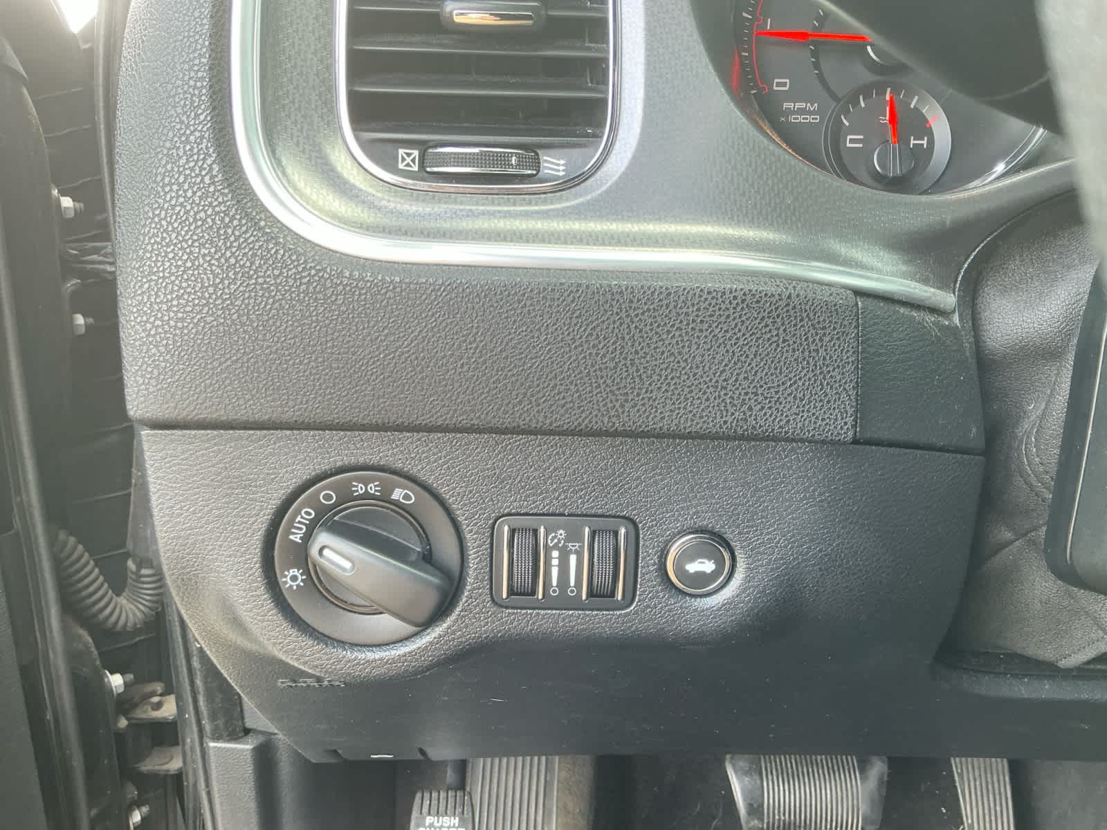 2014 Dodge Charger SE