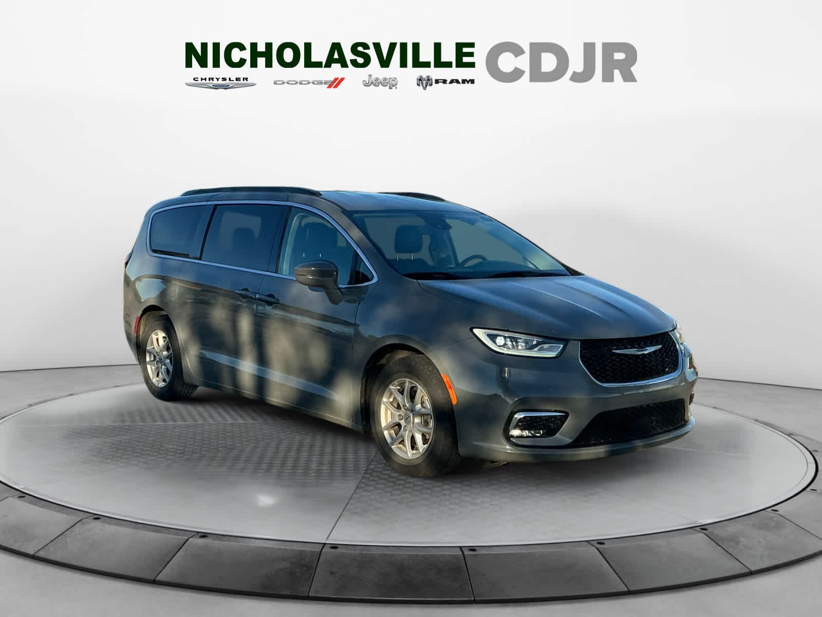 2022 Chrysler Pacifica Touring L