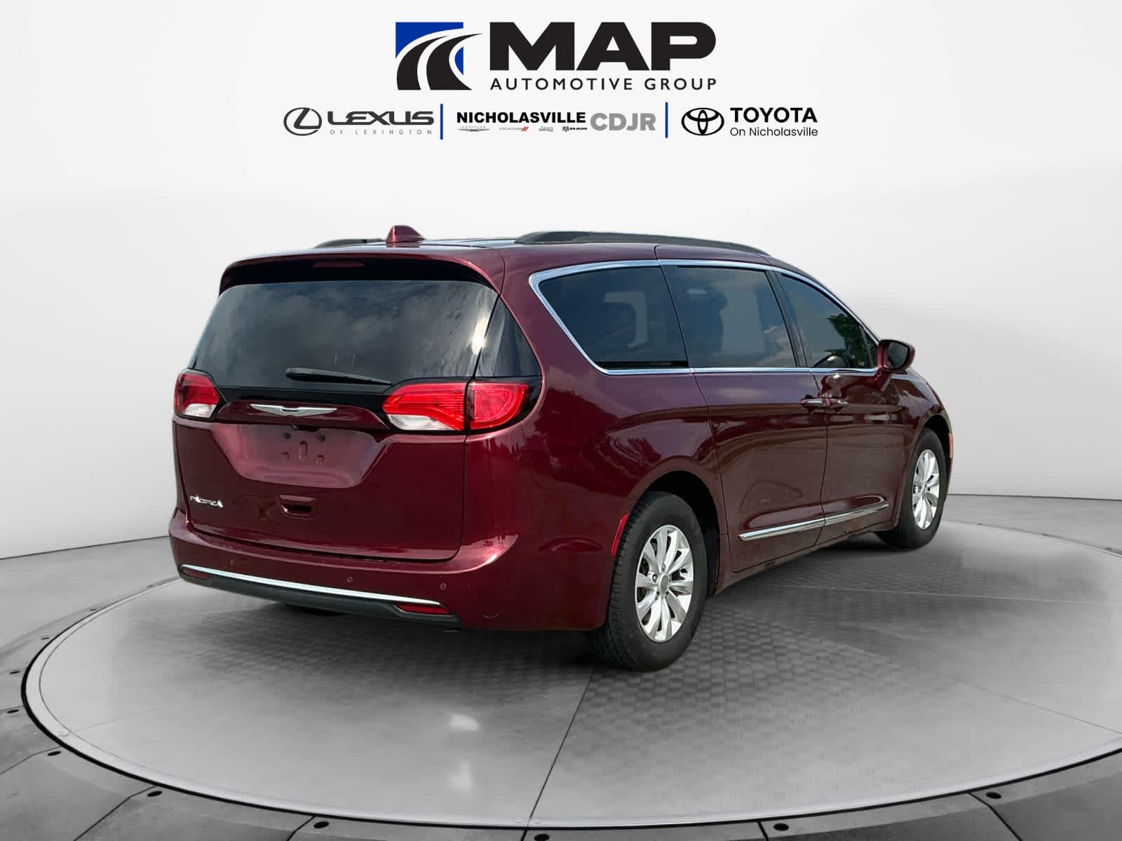2017 Chrysler Pacifica Touring-L