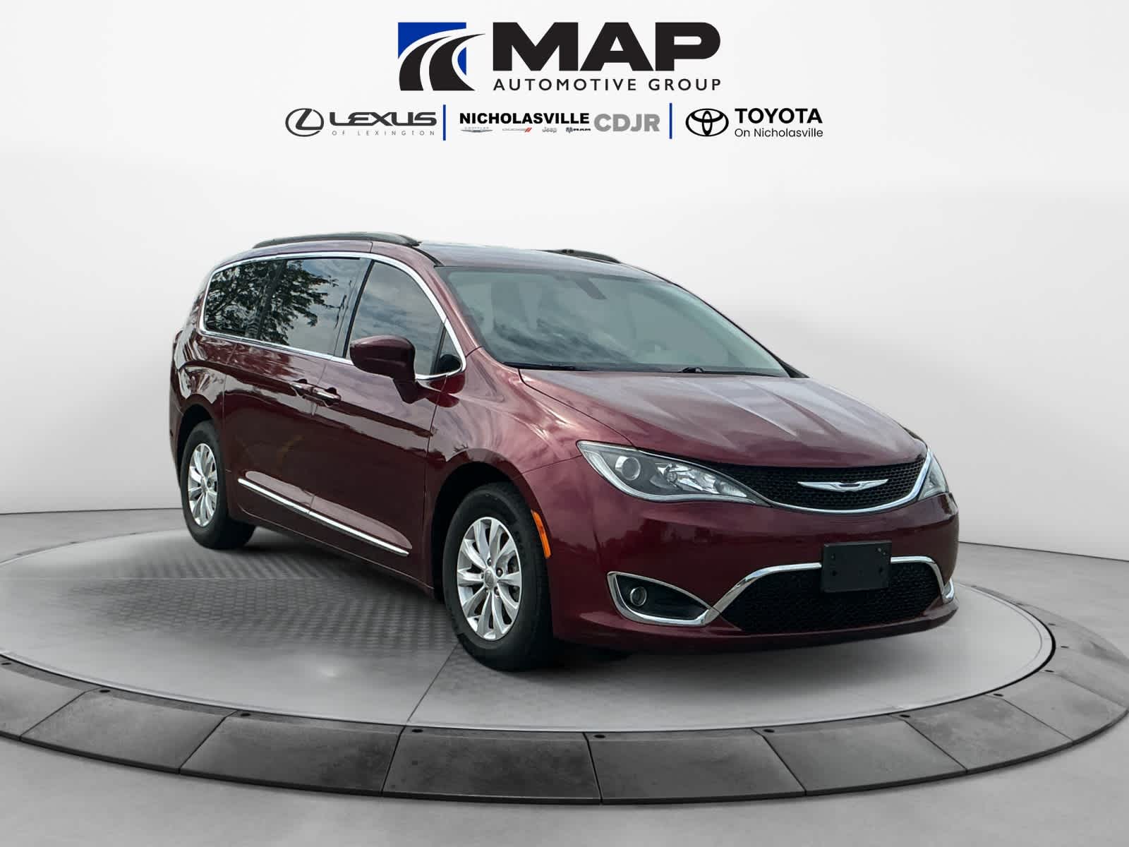2017 Chrysler Pacifica Touring-L