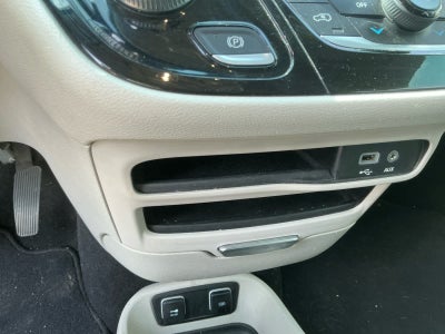 2020 Chrysler Voyager LXI