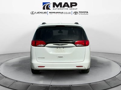 2020 Chrysler Voyager LXI