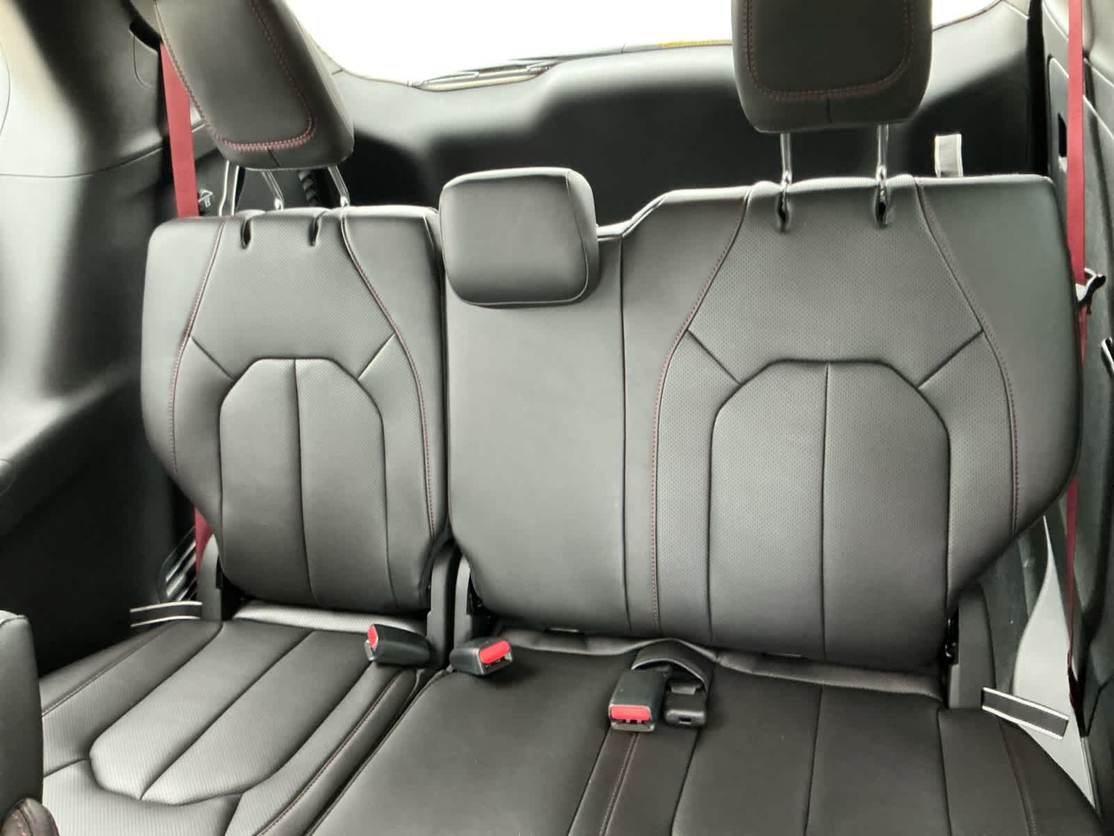 2027 Chrysler Pacifica PACIFICA SELECT AWD