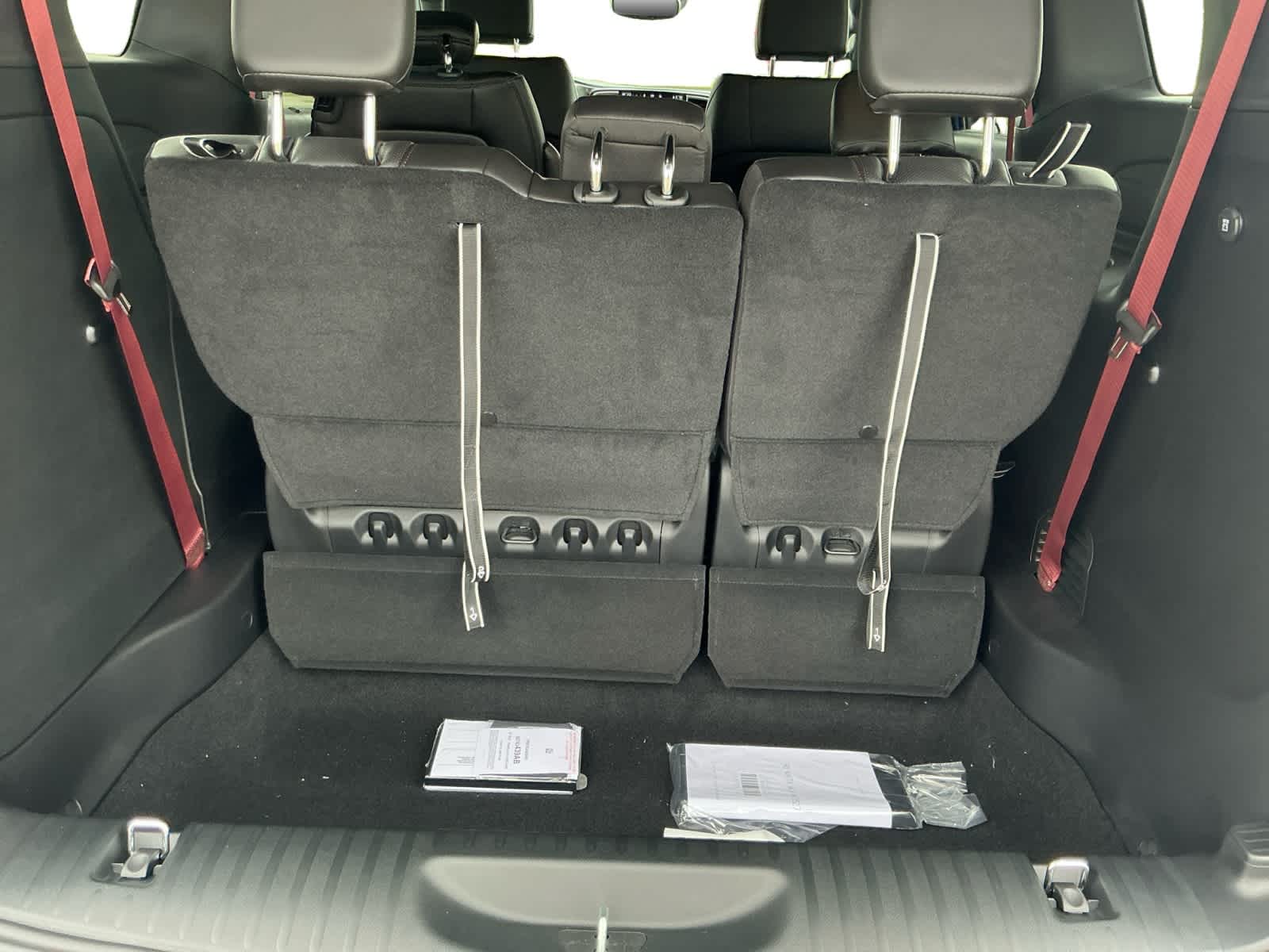 2027 Chrysler Pacifica PACIFICA SELECT AWD