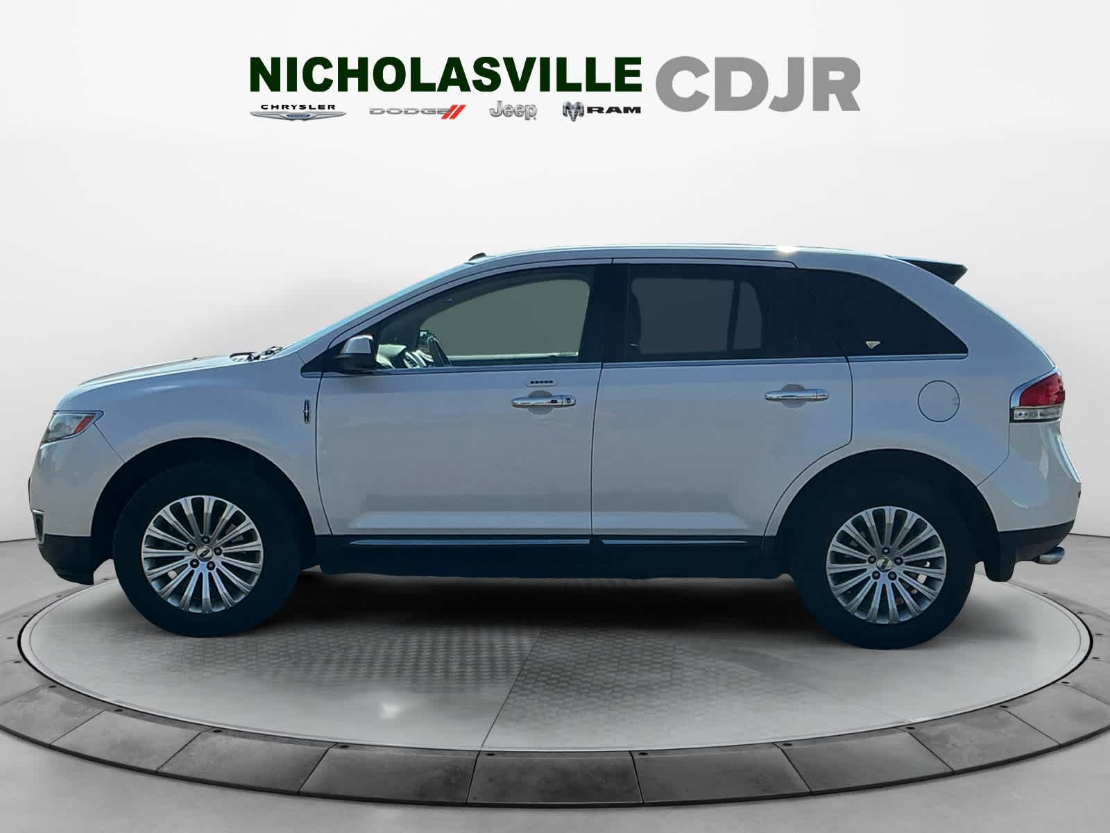 2013 Lincoln MKX FWD 4dr