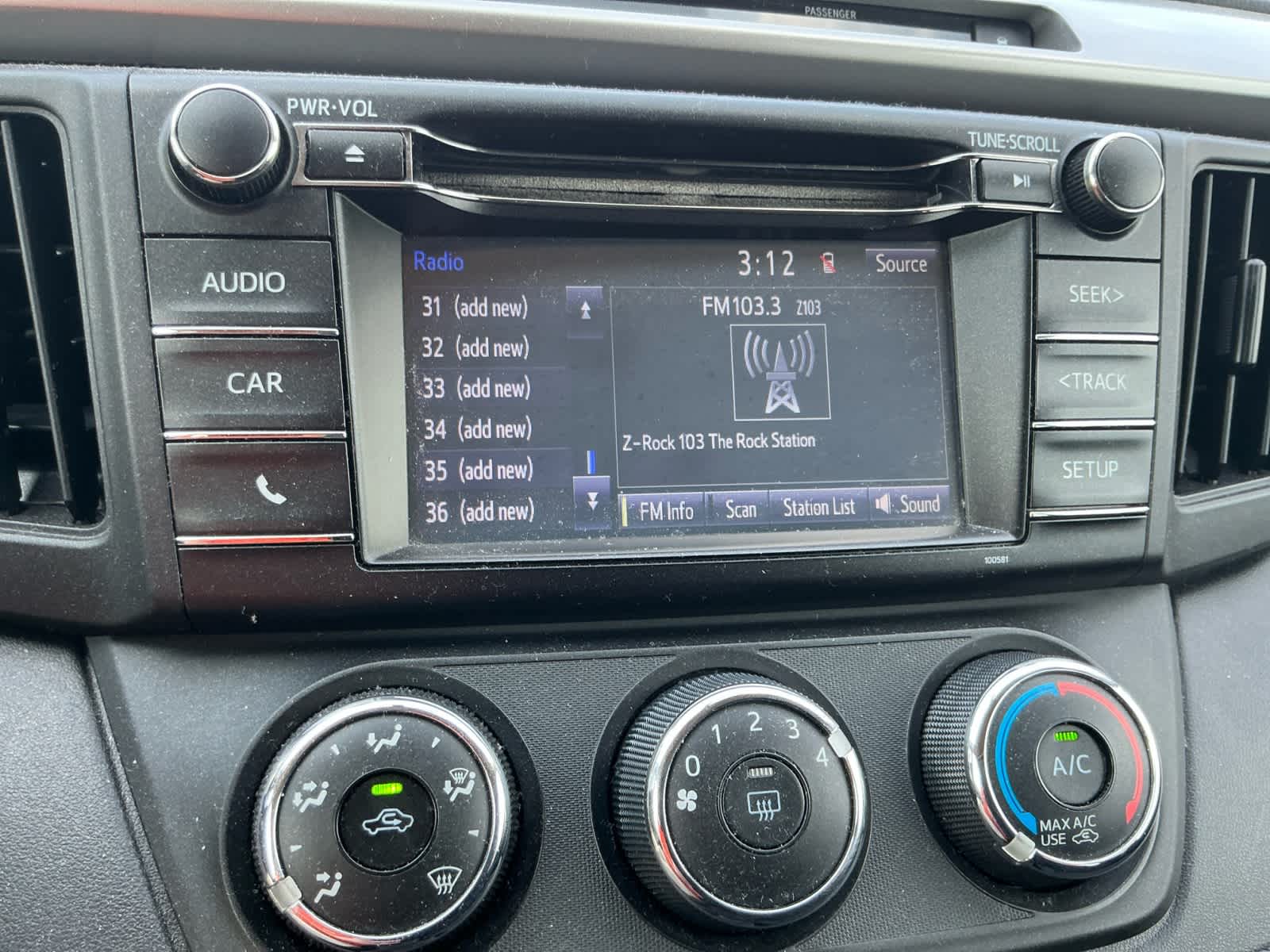 2016 Toyota RAV4 LE