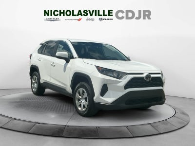 2022 Toyota RAV4 LE