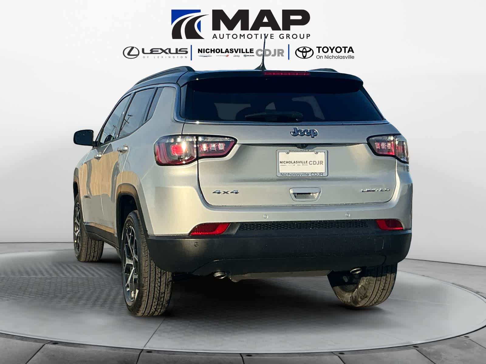 2026 Jeep Compass COMPASS LIMITED 4X4