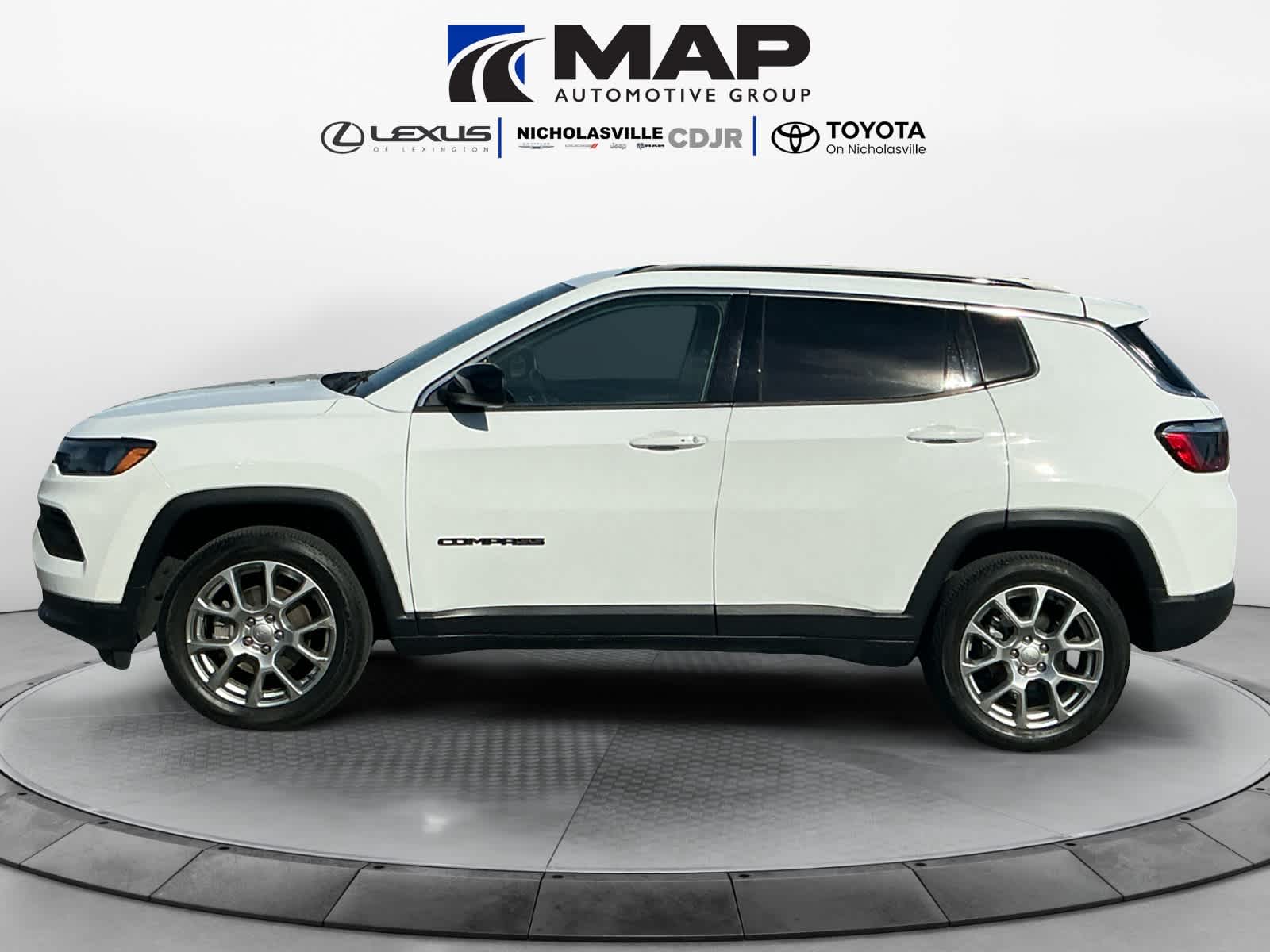 2022 Jeep Compass Latitude Lux 4x4