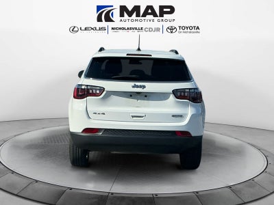 2022 Jeep Compass Latitude Lux 4x4