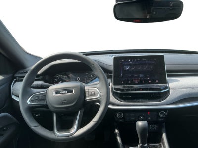2024 Jeep Compass Latitude Lux FWD