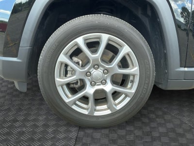 2024 Jeep Compass Latitude Lux FWD