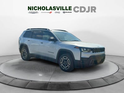 2026 Jeep Cherokee Laredo 4x4