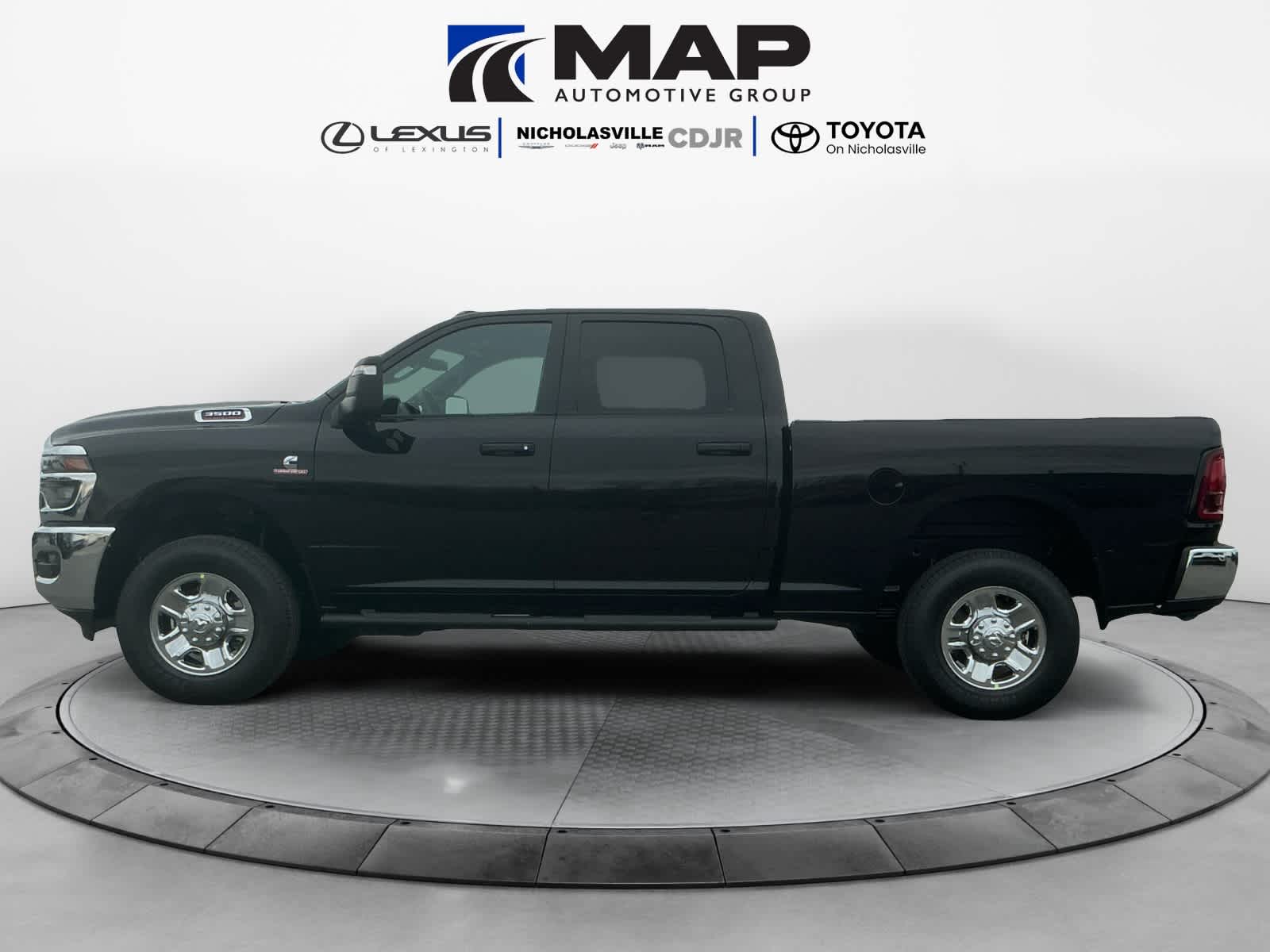 2026 RAM Ram 3500 RAM 3500 TRADESMAN CREW CAB 4X4 6'4' BOX