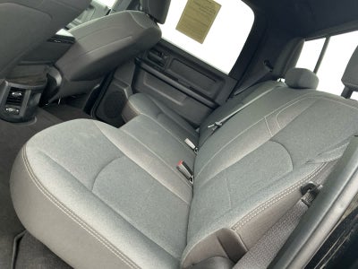 2024 RAM 3500 Tradesman Crew Cab 4x4 6'4' Box