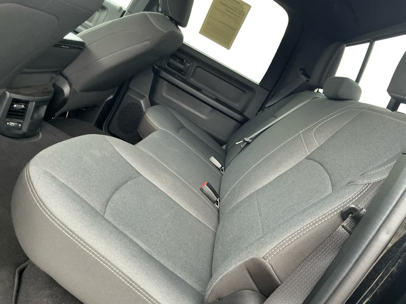 2024 RAM 3500 Tradesman Crew Cab 4x4 6'4' Box