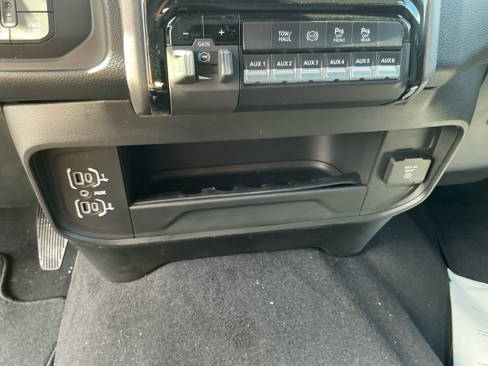 2026 RAM Ram 2500 RAM 2500 TRADESMAN CREW CAB 4X4 6'4' BOX