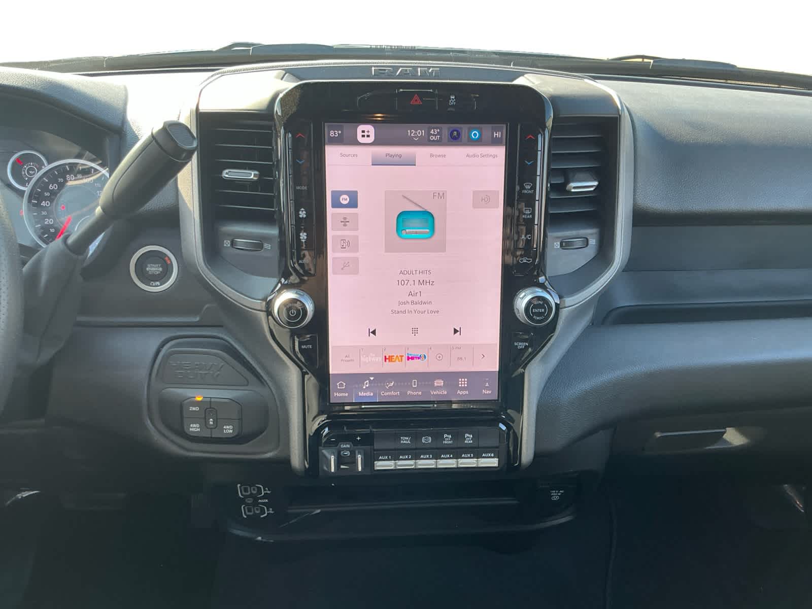 2026 RAM Ram 2500 RAM 2500 TRADESMAN CREW CAB 4X4 6'4' BOX