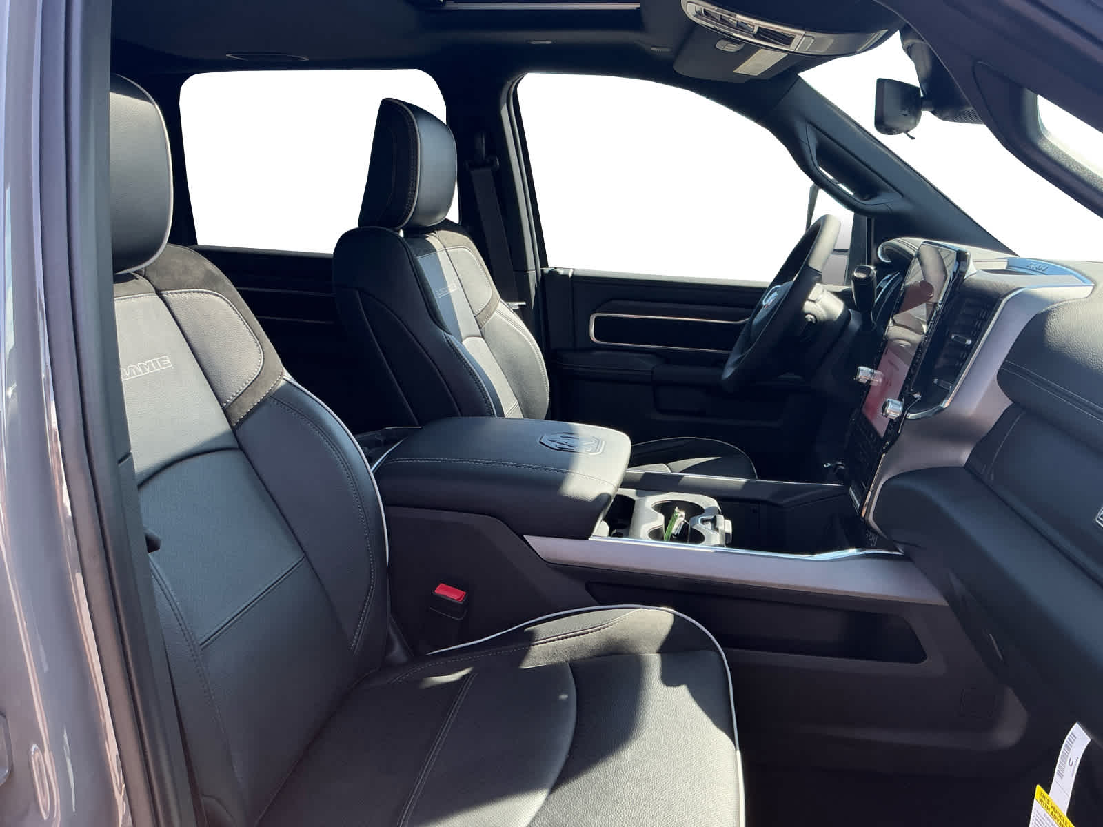 2026 RAM Ram 3500 RAM 3500 LARAMIE CREW CAB 4X4 8' BOX