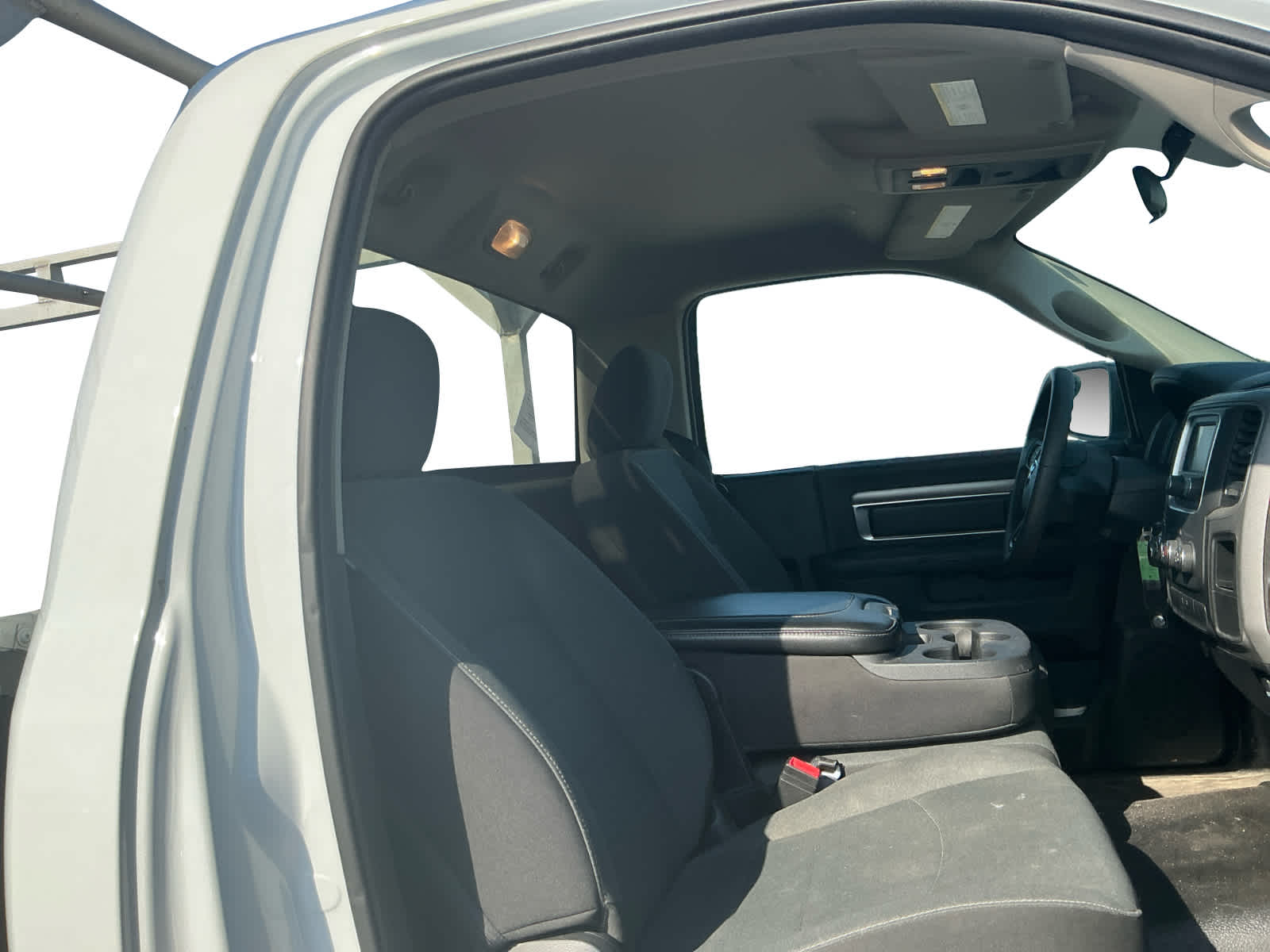 2022 RAM 1500 Classic Tradesman Regular Cab 4x2 8' Box