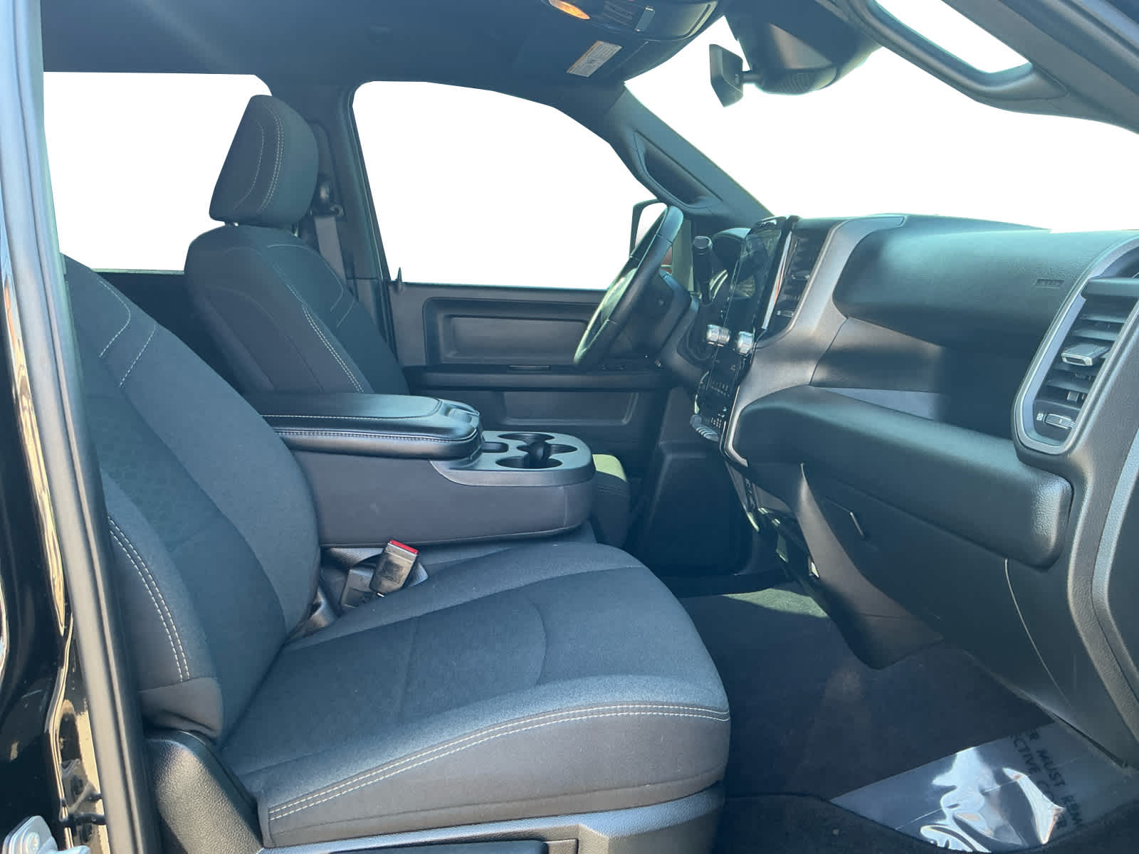 2025 RAM 2500 Tradesman Crew Cab 4x4 6'4' Box