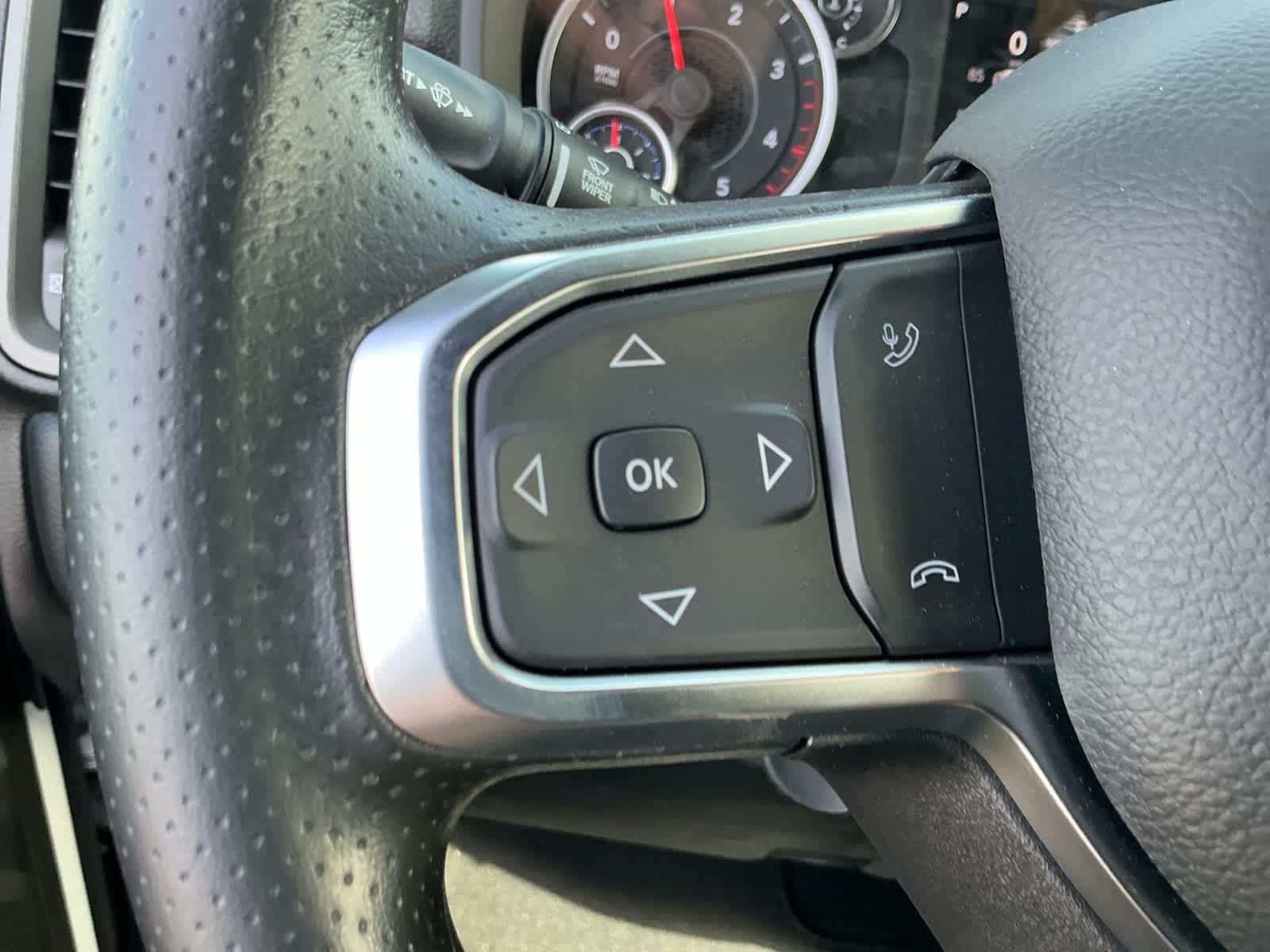 2026 RAM Ram 2500 RAM 2500 BLACK EXPRESS CREW CAB 4X4 6'4' BOX