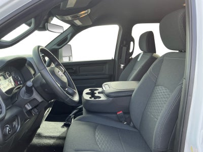 2026 RAM Ram 2500 RAM 2500 BLACK EXPRESS CREW CAB 4X4 6'4' BOX