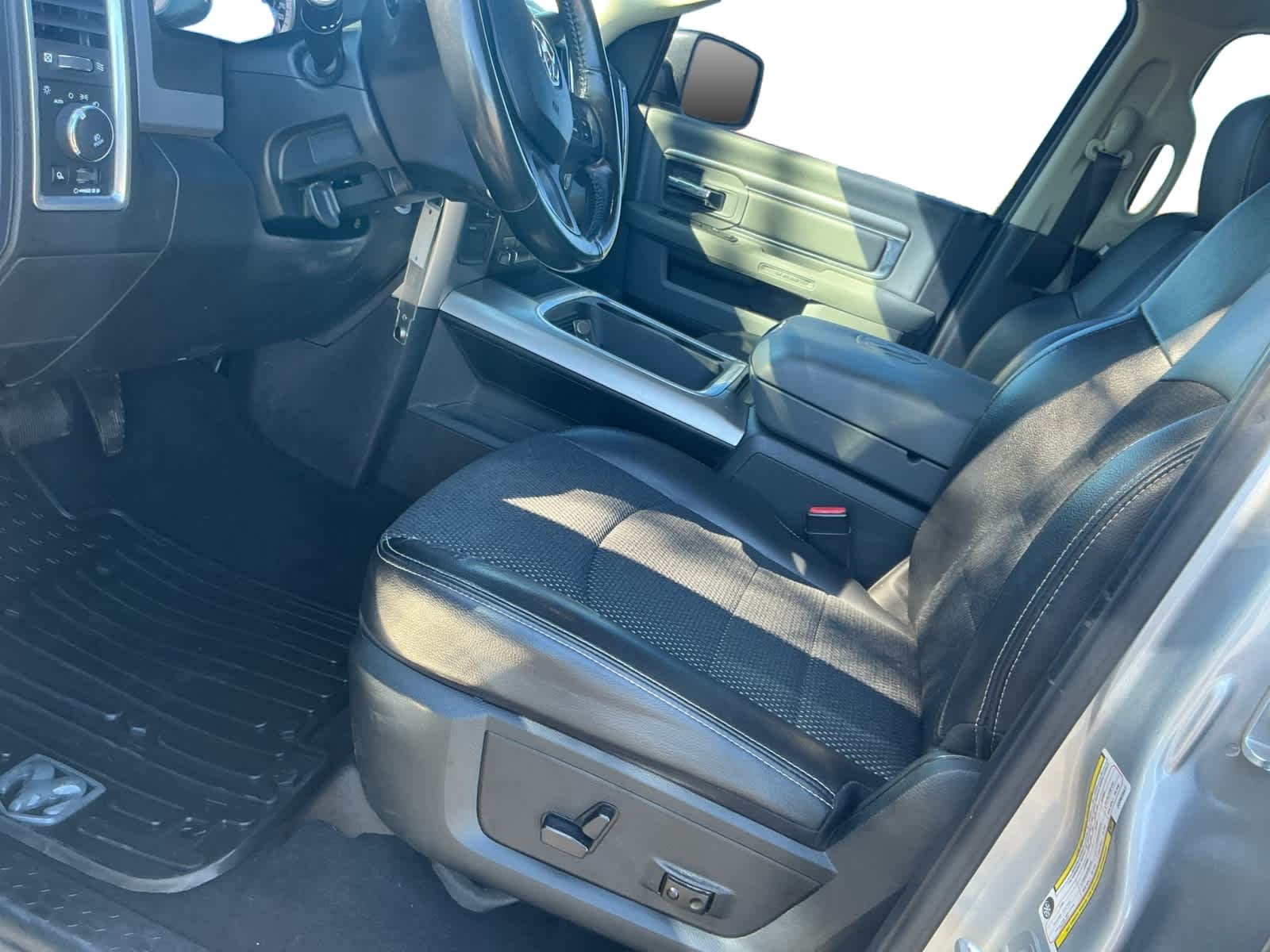 2018 RAM 2500 Big Horn Crew Cab 4x4 6'4' Box