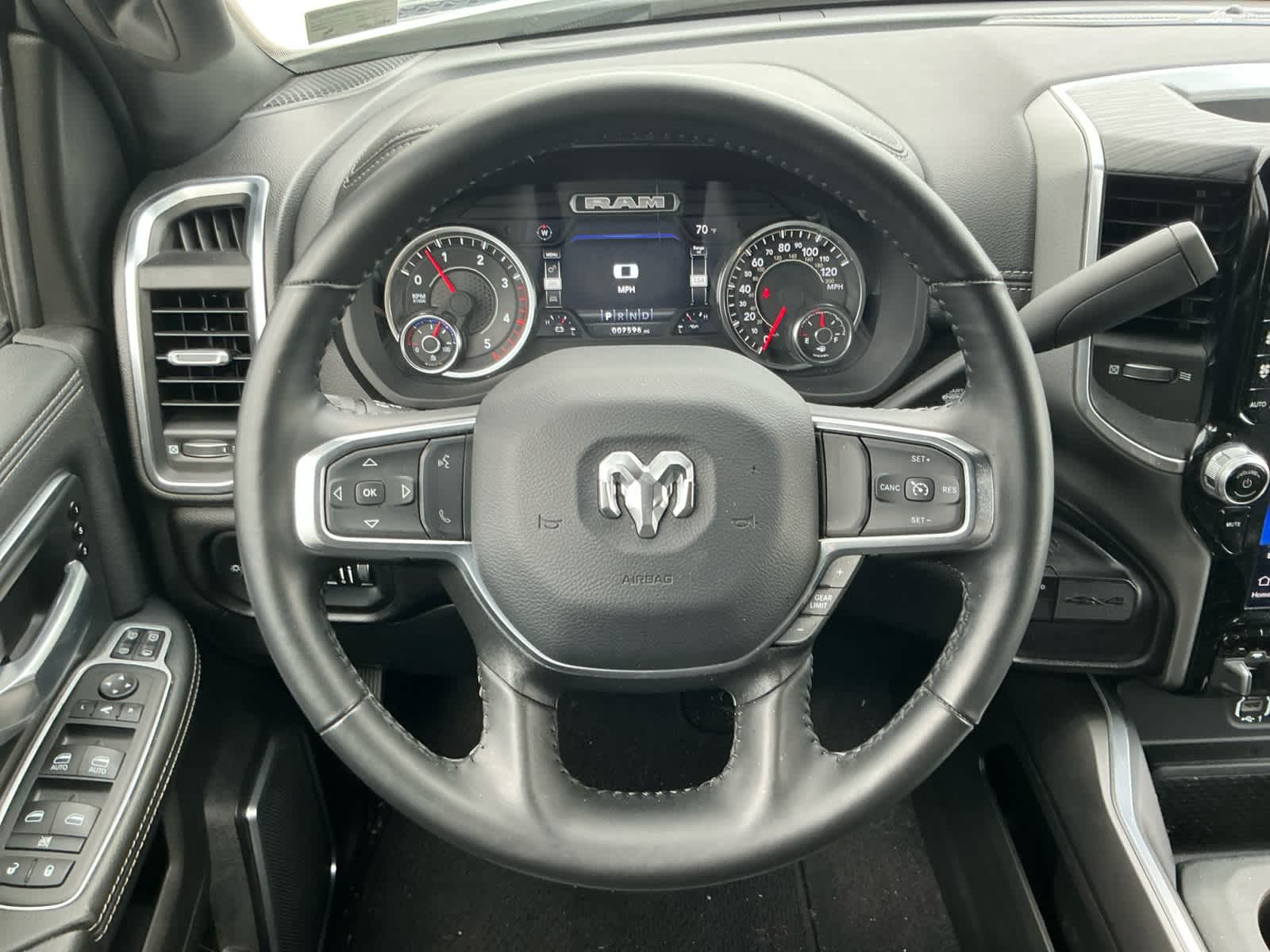 2024 RAM 2500 Laramie Crew Cab 4x4 6'4' Box