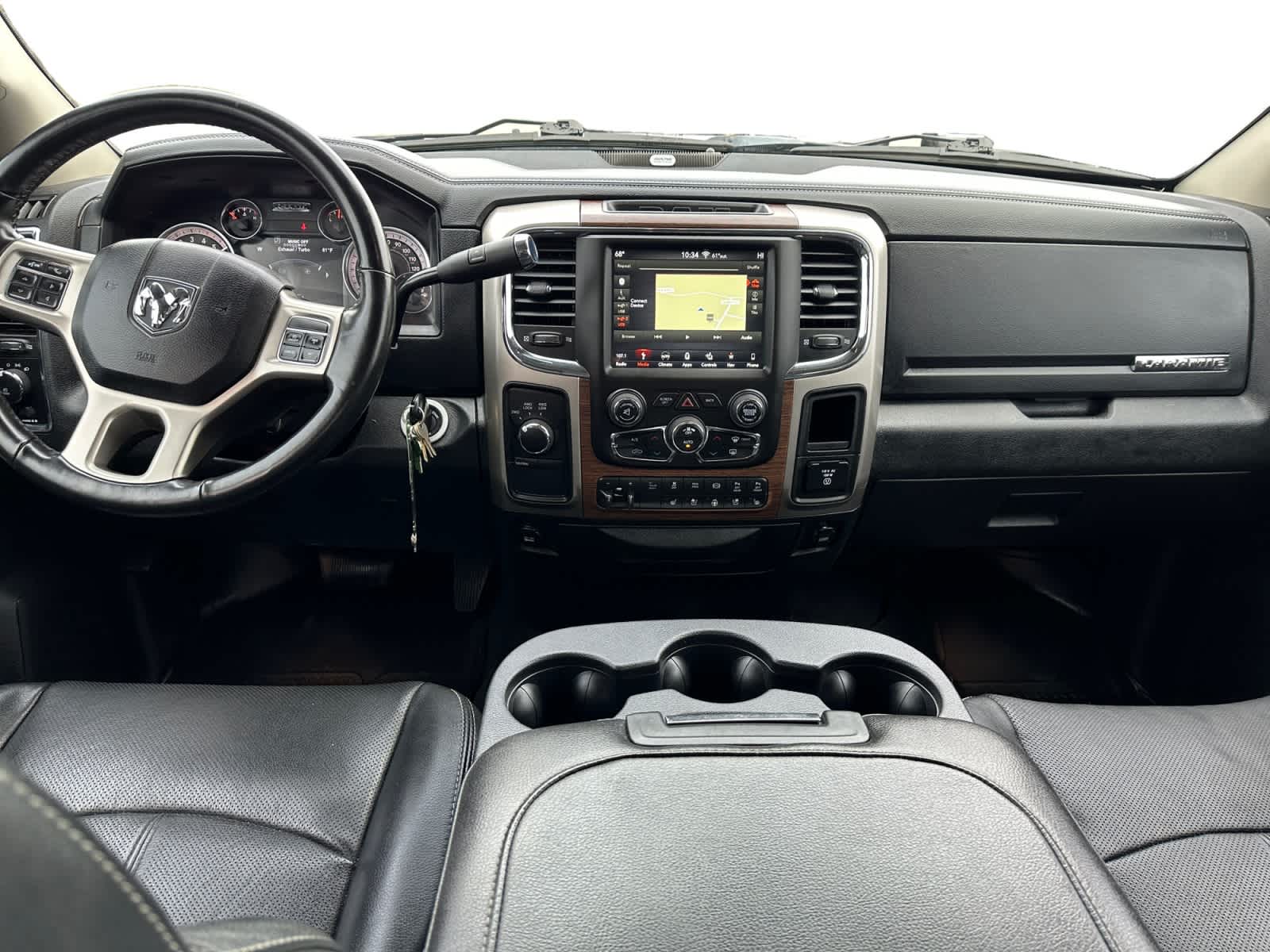 2018 RAM 2500 Laramie Crew Cab 4x4 8' Box