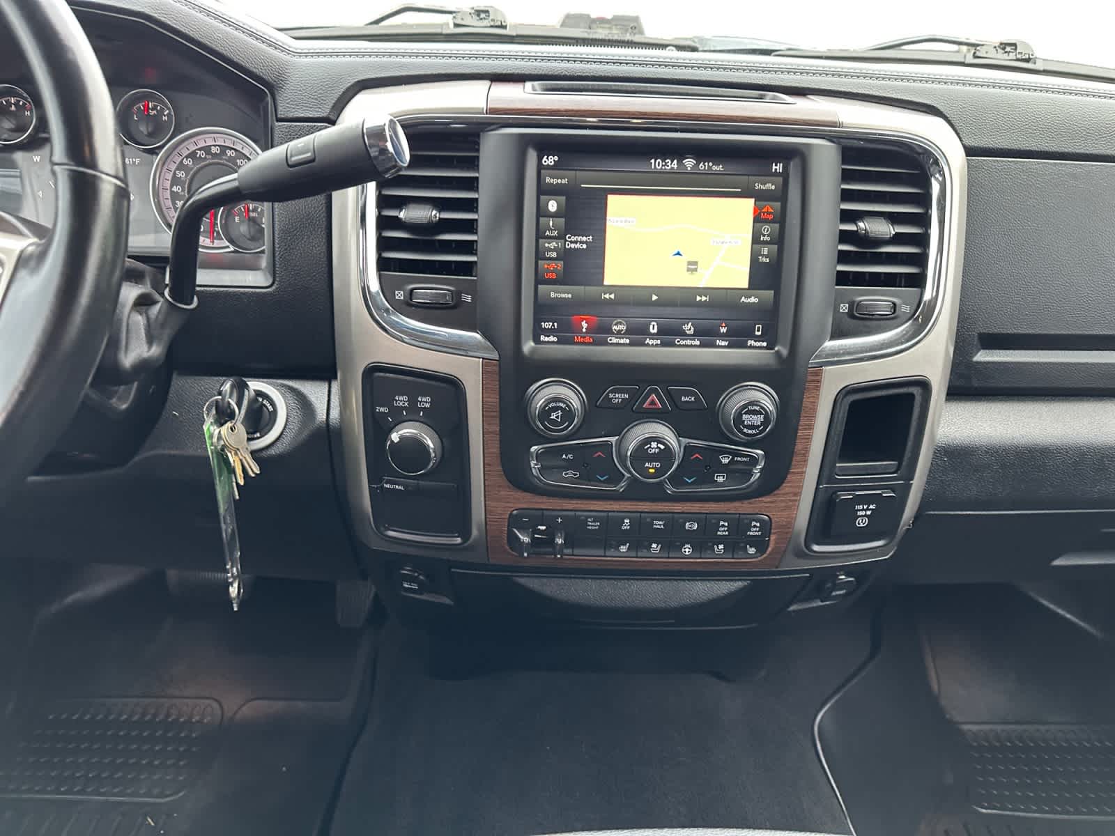 2018 RAM 2500 Laramie Crew Cab 4x4 8' Box